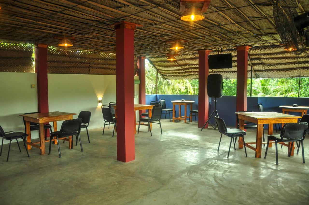 Airport Tourist Resort Katunayaka Extérieur photo